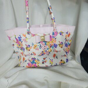 Rare Betsey Johnson Scalloped Bow Tote Bag